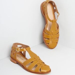 Modcloth Yellow Leather Flats Sandals Size 40 (9)